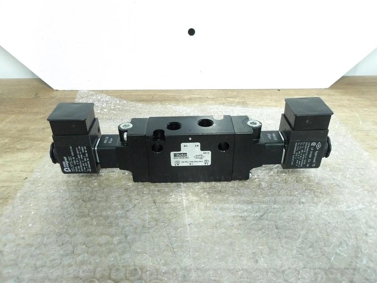 PARKER B521BAE49C PNEUMATIC SOLENOID VALVE 1/4", 24 VDC, #621038G NIB