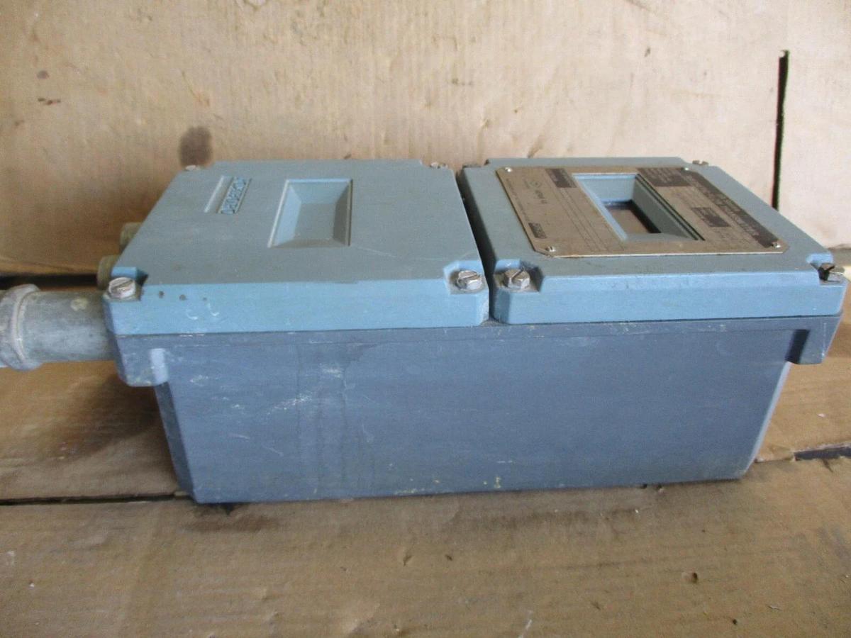 Used FOXBORO IMT20 MAGNETIC FLOW TRANSMITTER, #711011J USED
