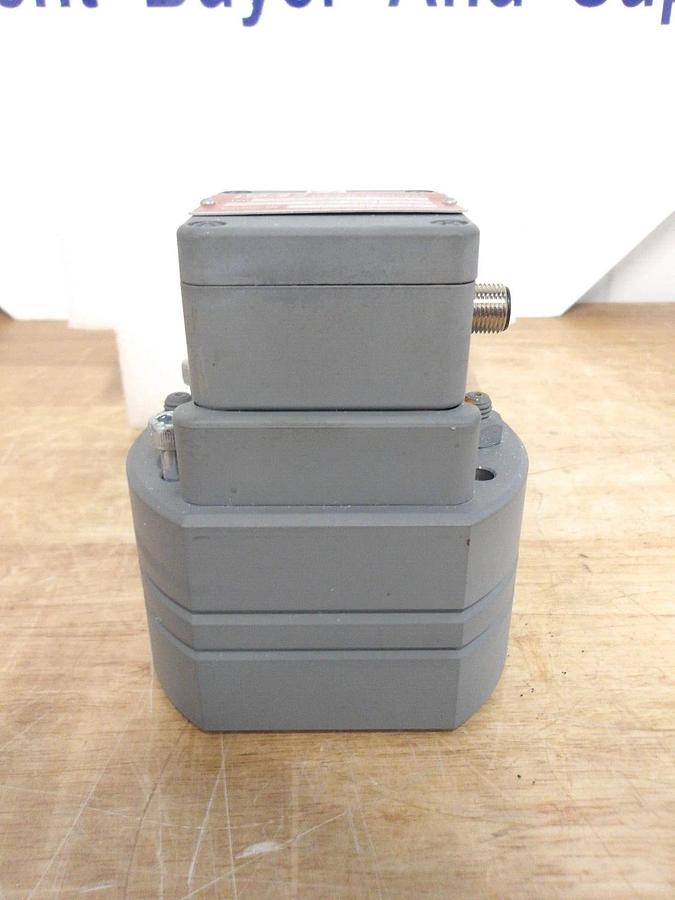 VSE VS02GP012V-12A11/3 GEAR METERING PUMP, #312203G NIB