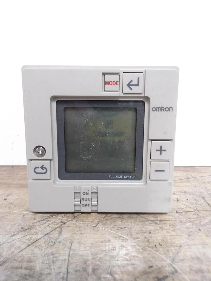 Used OMRON H5L-A TIME SWITCH, 12 A, #9191021G USED