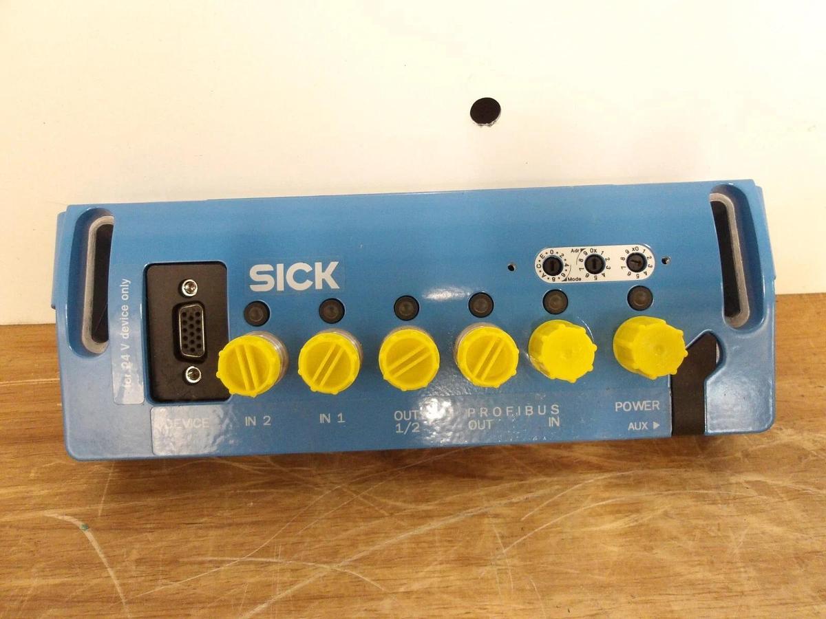 Used SICK CDF600-0100/1041251 MODULAR CONNECTION MODULE, #319750G NEW