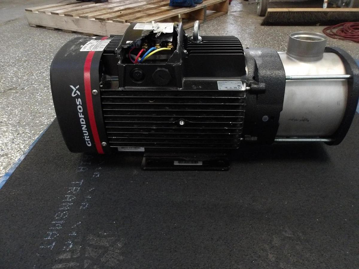 Used GRUNDFOS 2" PUMP, #6151008G NEW