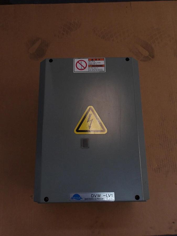 Used DAE YOUNG DVW-LV1 ULTRASONIC WELDER POWER SUPPLY 220 V, 250 A, #66850G USED