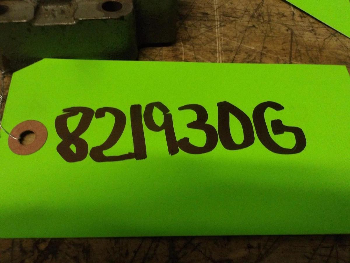 Used MOOG 71-103/M-7136 SERVO VALVE, #821930G USED