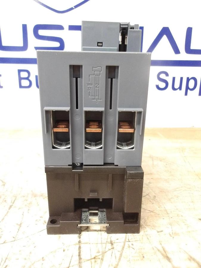Used SIEMENS SIRIUS 80 AMP CONTACTOR 115-230-460-575 V, #781008G NEW