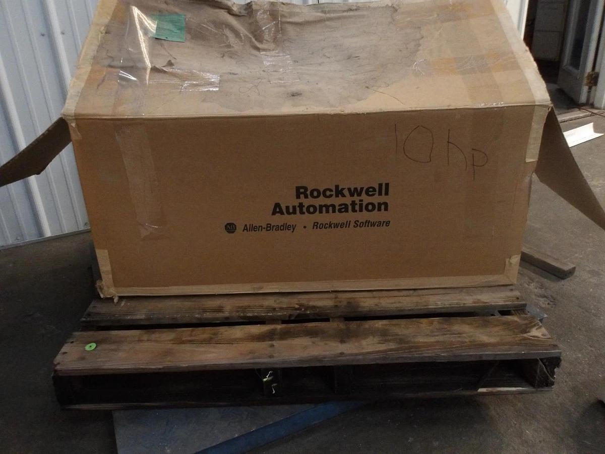 Used ALLEN BRADLEY 1336F CENTERLINE BUCKET W/ 10 HP DRIVE, #1030920G USED