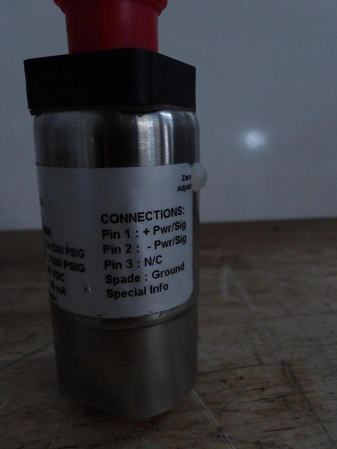 Used VIATRAN 3475BFG PRESSURE TRANSMITTER, #63255G NEW