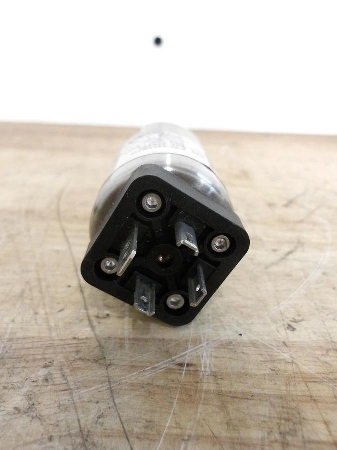 Used VIATRAN 3475BFG PRESSURE TRANSMITTER, #63255G NEW