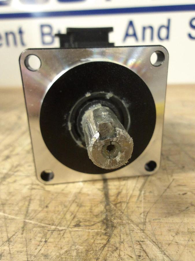 INOVANCE MS1H4-40B30CB AC SERVO MOTOR A331R, 3000 RPM, 220 V, #33953G NIB