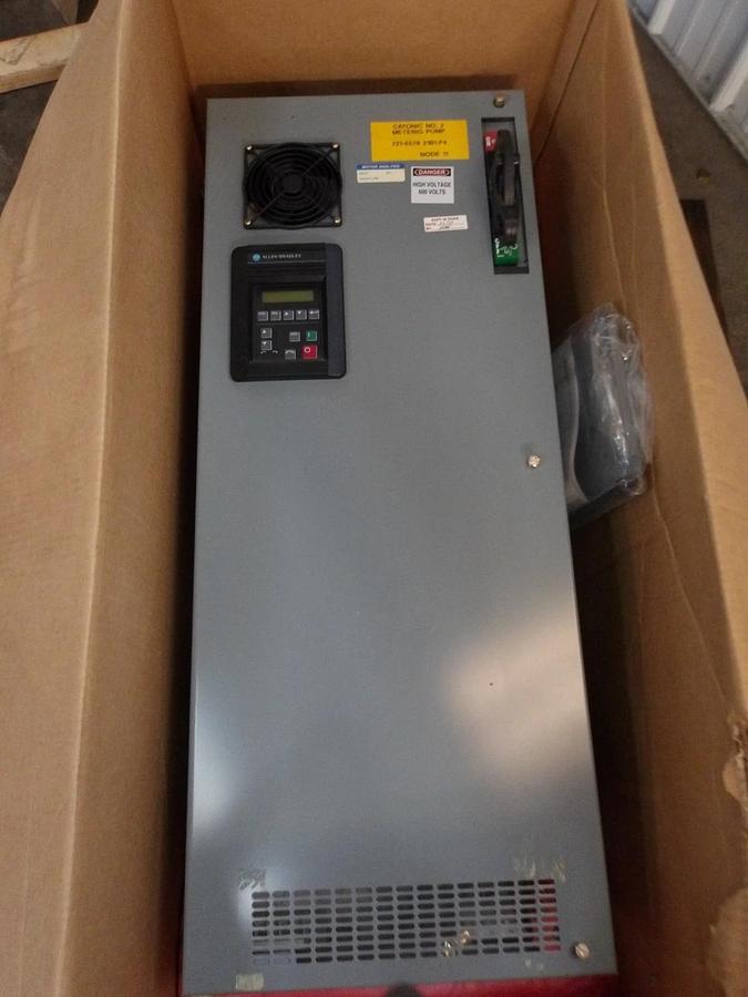Used ALLEN BRADLEY 1336F CENTERLINE BUCKET W/ 10 HP DRIVE, #1030920G USED