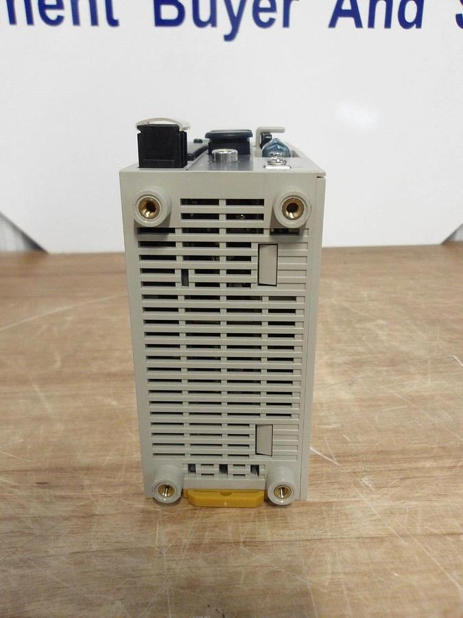 OMRON D2 CODE READER V530-R160EP, 24 V, #218205G NIB