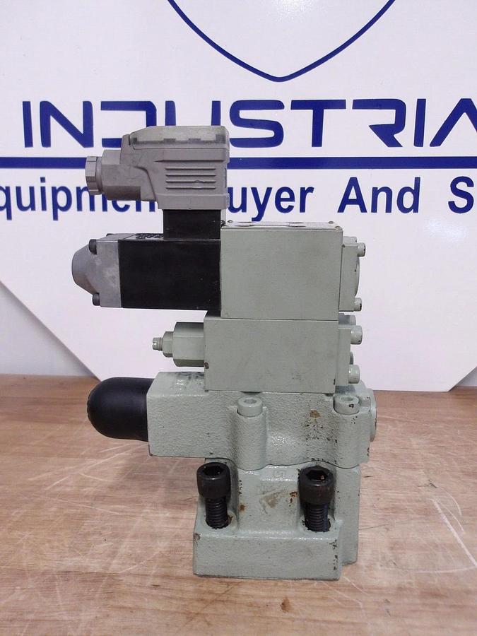 Used KAWASAKI RBE10P-10-B27315X-WA100CL-S HYDRAULIC SOLENOID VALVE, #361055G NEW