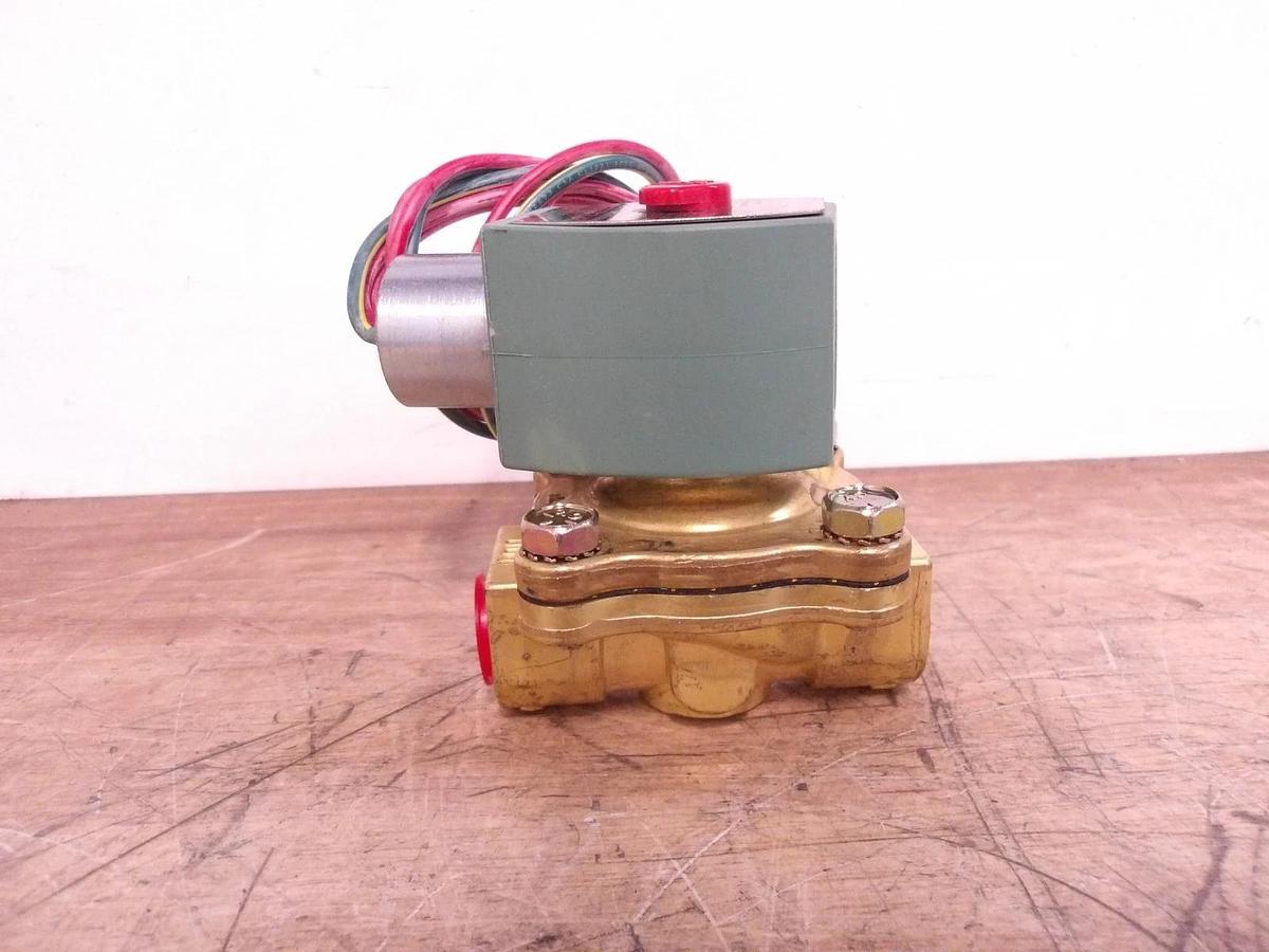 Used ASCO 3/8" REDHAT SOLENOID VALVE 8210G1, #851106G NEW