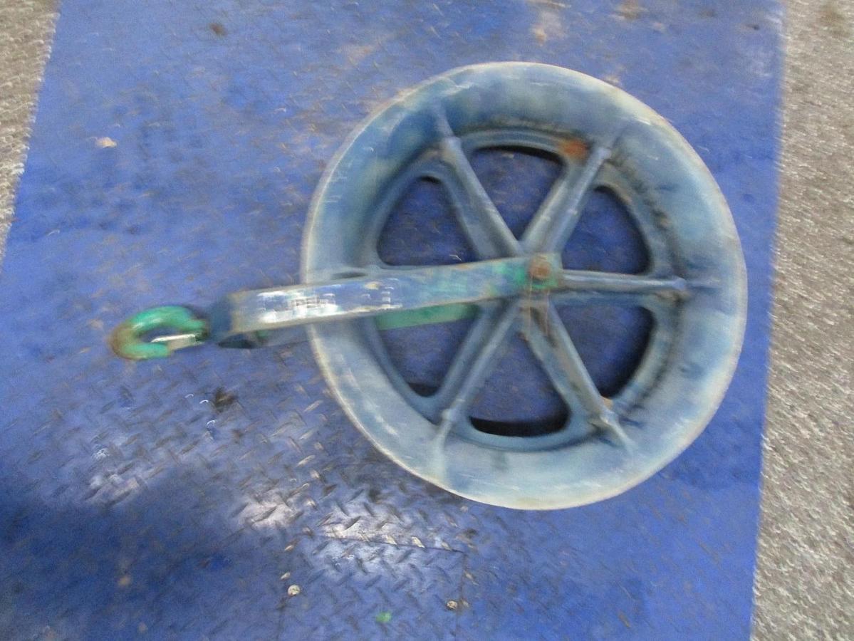 Used GREENLEE 24" CABLE PULLER SUPER TUGGER, #311942J USED