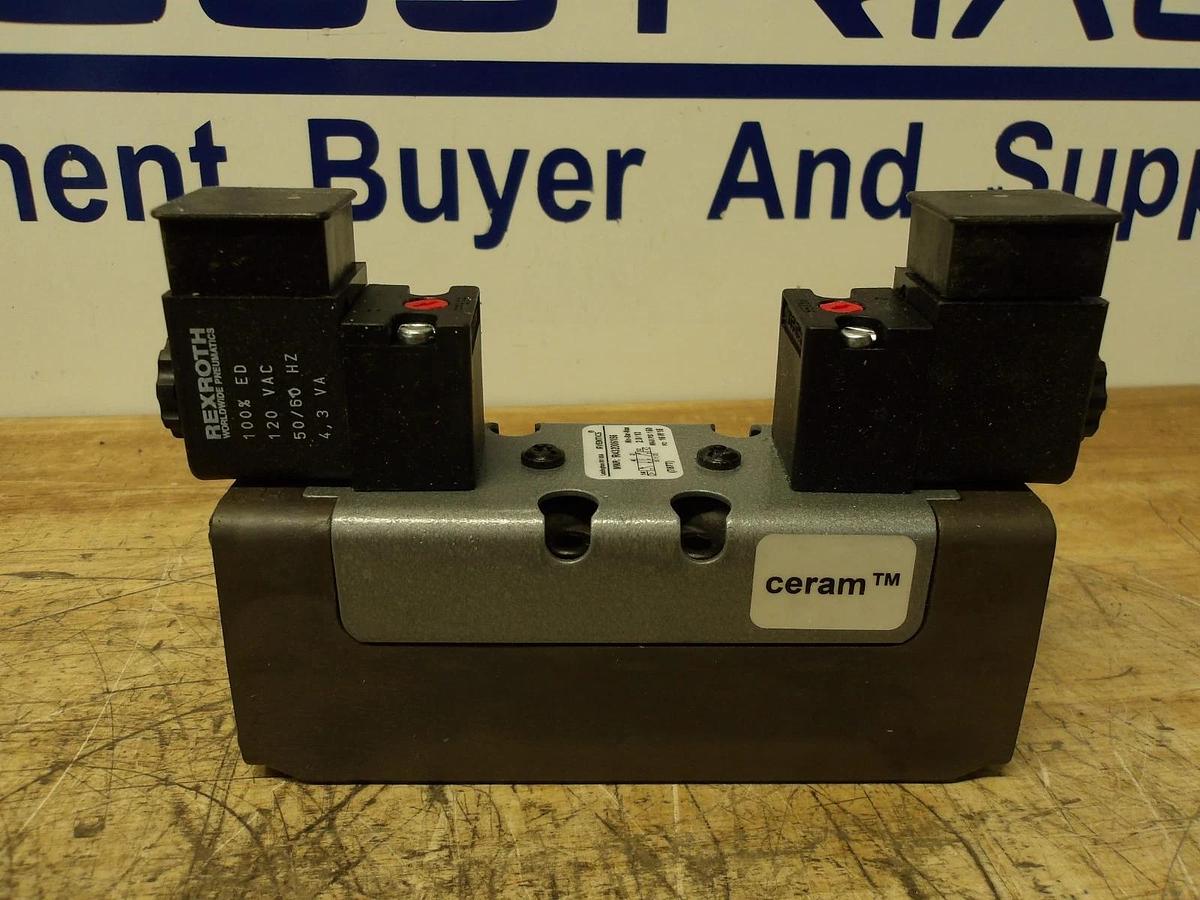 AVENTICS R432006156 PNEUMACTIC SOLENOID DIRECTIONAL VALVE, #561040G NIB