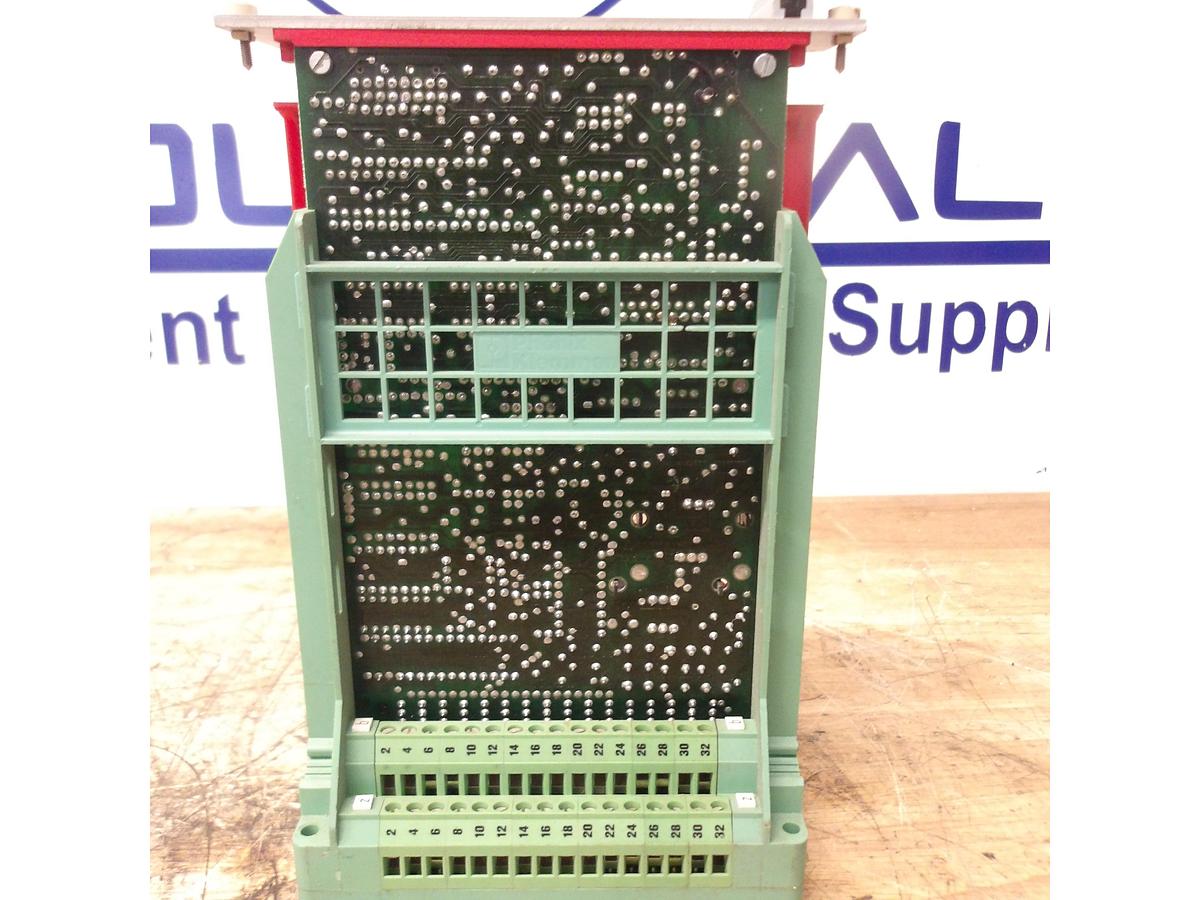 Used VICKERS EEA-PAM-520-A-11 CIRCUIT BOARD