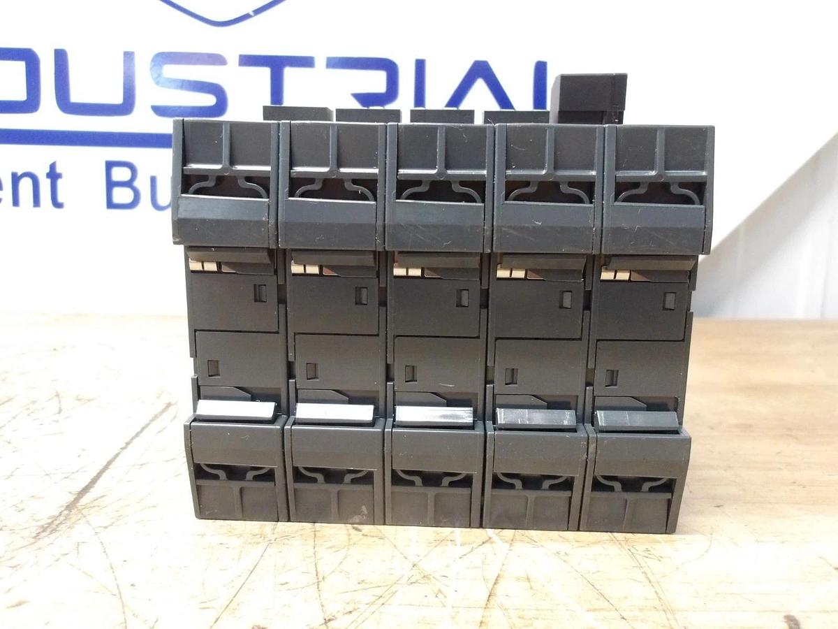 Used MITSUBISHI SAFETY UNIT W/ WSO-CPU000200, #1219213G USED