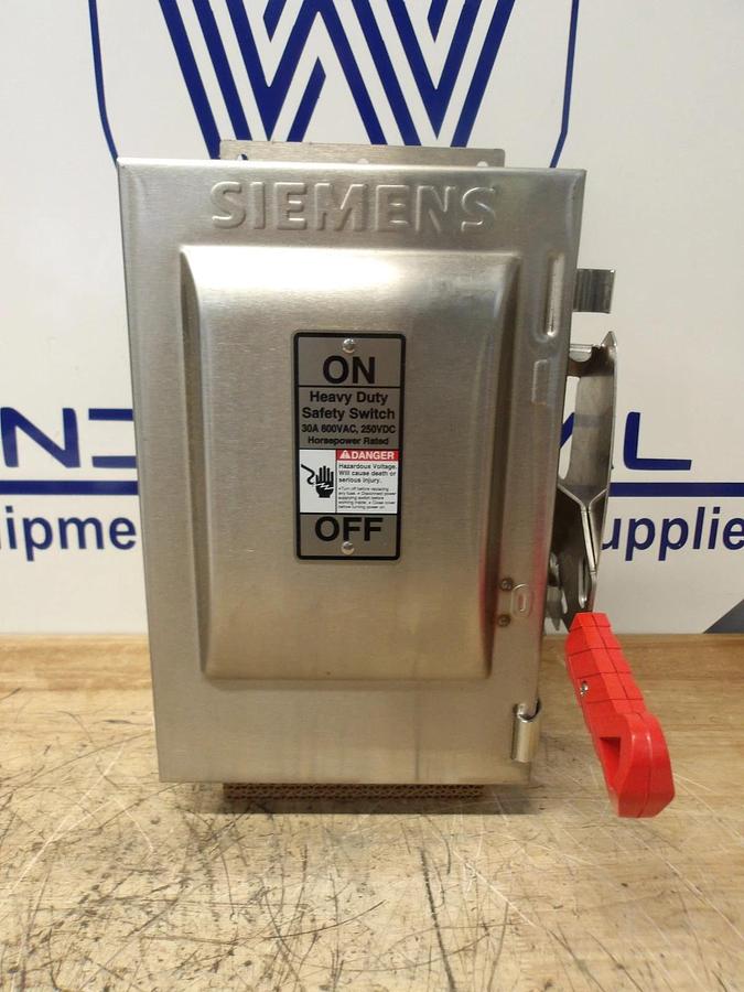Used SIEMENS 30 AMP S/S SAFETY SWITCH 600/250 V, #716131G NEW