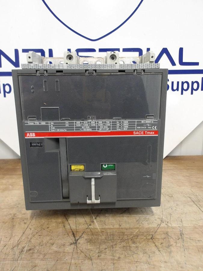 Used ABB SACE TMAX T7D-1600 CIRCUIT BREAKER, #910257G USED