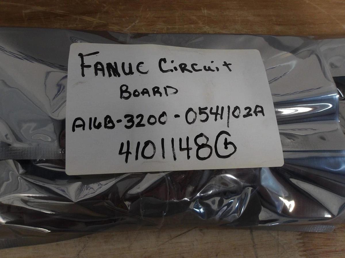 Used FANUC A16B-3200-0541/02A CIRCUIT BOARD, #4101148G NEW