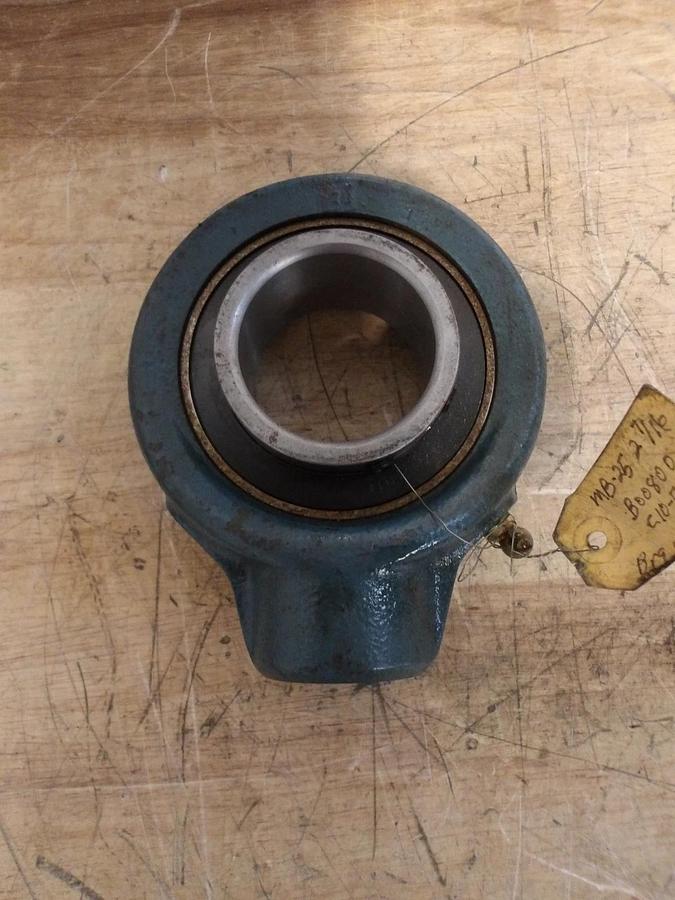 Used MCGILL MB-25 BLOCK BEARING 2-7/16" BORE, #981036G NEW