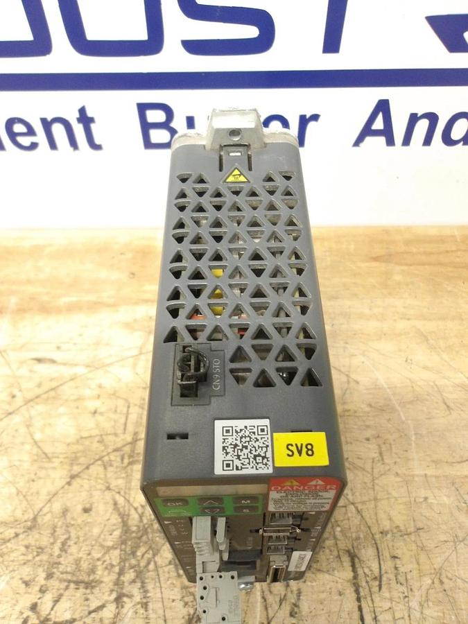 Used SCHNEIDER LXM28AU04M3X MOTION SERVO CONTROLLER, #33813G USED