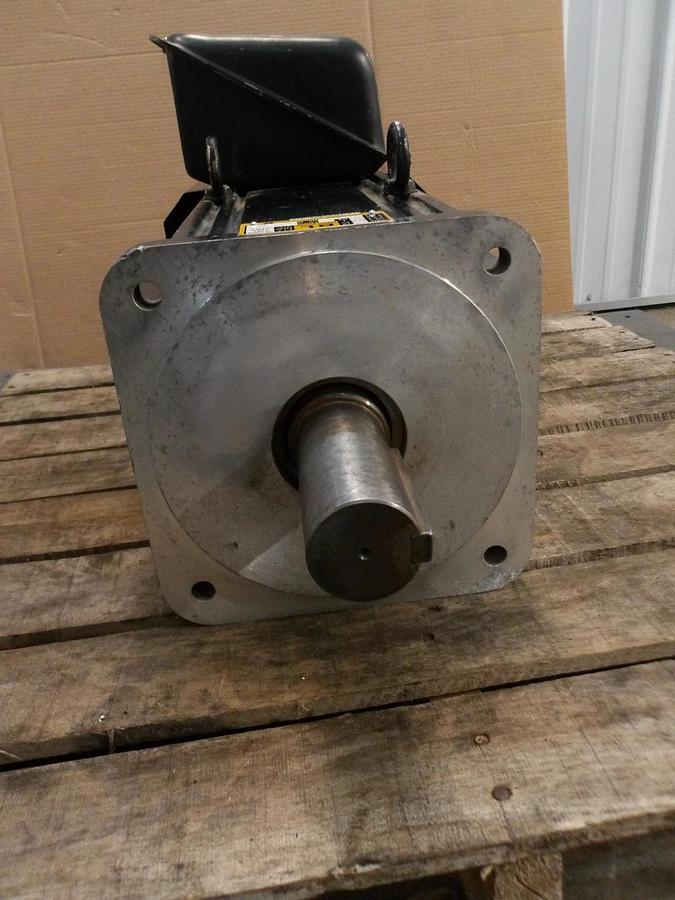 Used RELIANCE 6620802 BL SERVO MOTOR, 2000 RPM, 30 KW, #715226G USED