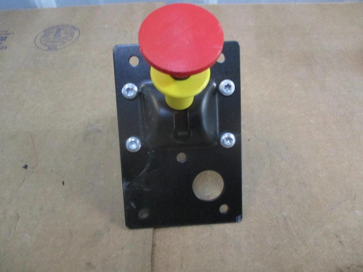 Used WILLIAMS 118374 TWO-POSITION FOUR-WAY CONTROL VALVE, #120242J NEW