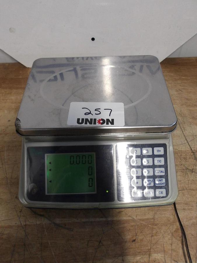 Used TREE COUNTING SCALE MCT-Li PLUS SERIES, 0-33 LBS, #8121021G USED