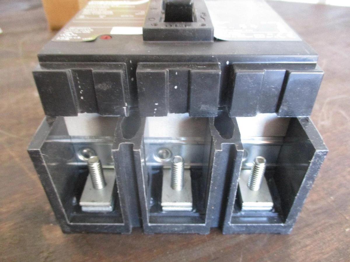 SQUARE D 225 AMP POWERPACT CIRCUIT BREAKER QB225, #114117J NIB