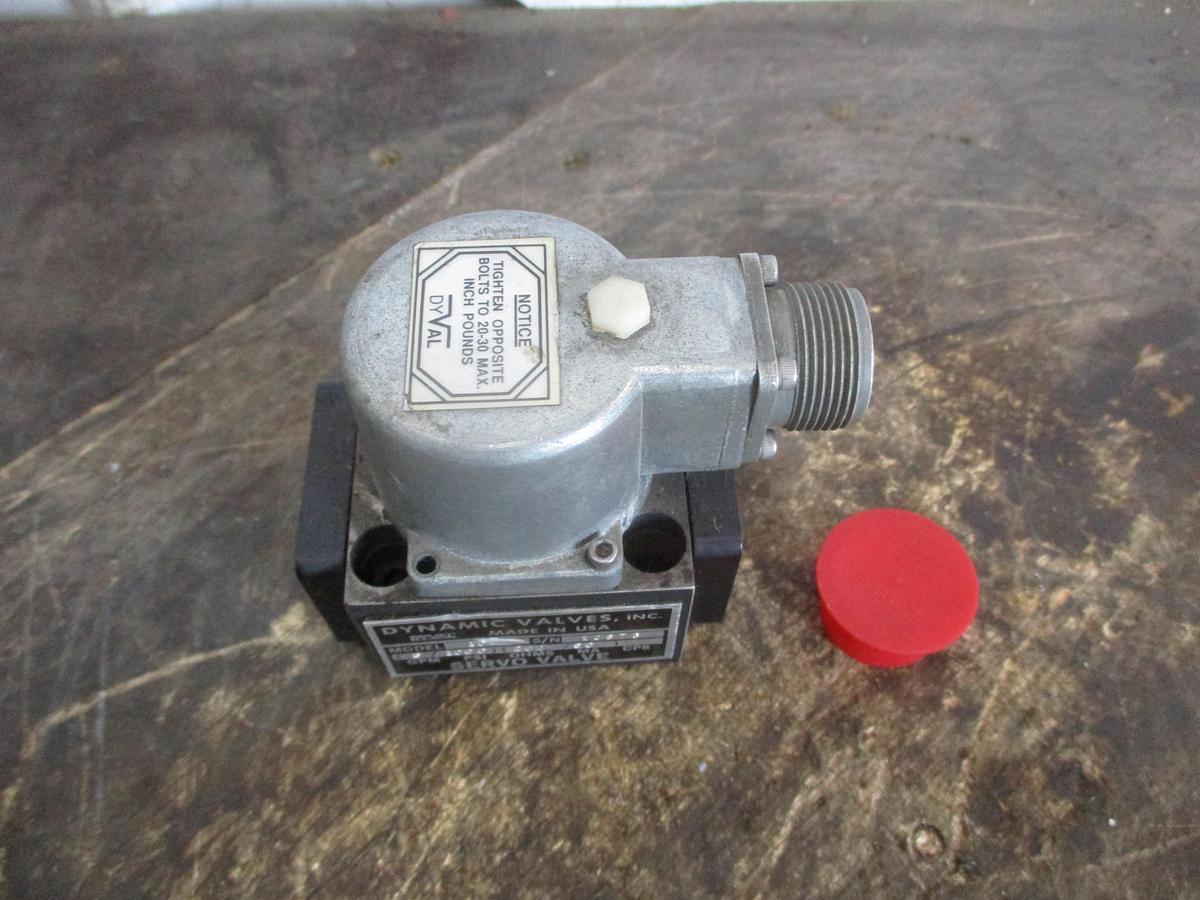 Used DYNAMIC MODEL 10 SERVO VALVE