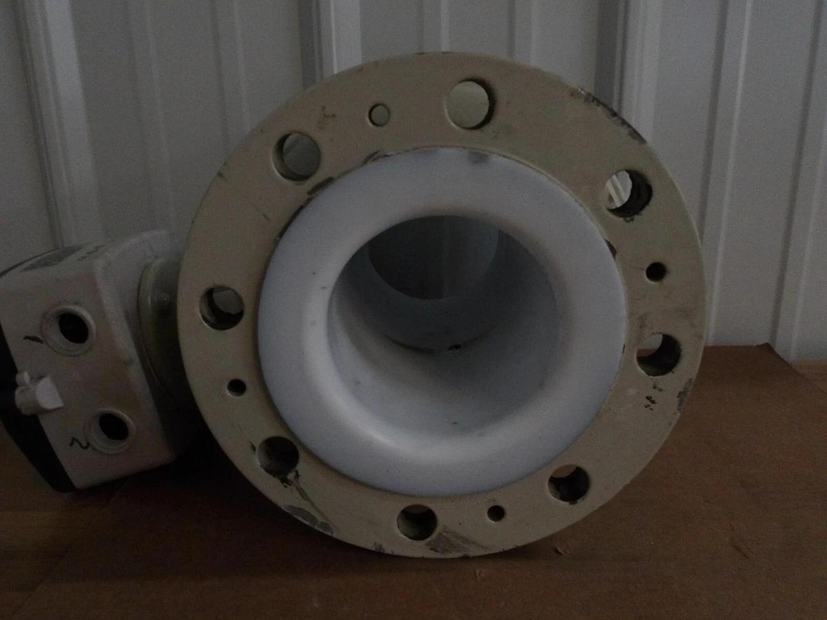 Used SIEMENS SITRANS 4" FM MAGNETIC FLOWTUBE 3100, #1171048G USED