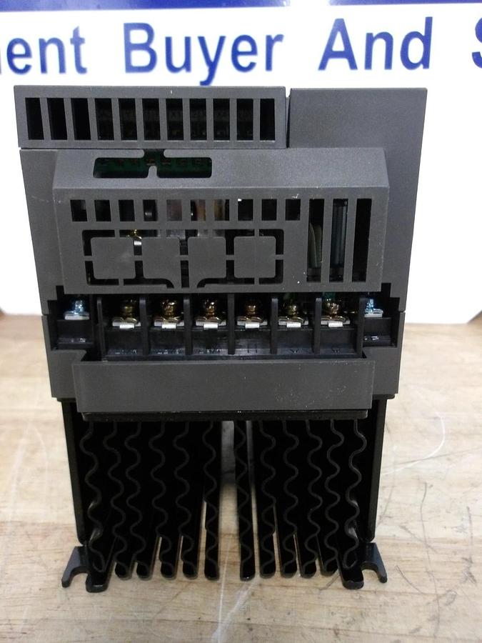 GE FUJI ELECTRIC AF-300 E11 DRIVE, 1 HP, 380-480 V, #4211040G NIB