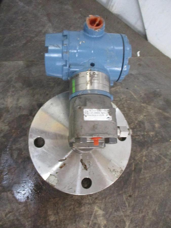 Used ROSEMOUNT 3051 PRESSURE TRANSMITTER W/ FLANGE, #35318J NEW