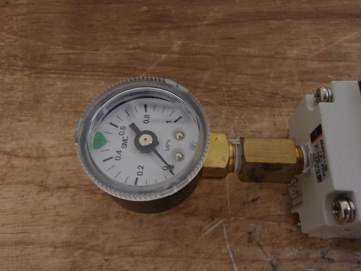 SMC ARB210-00-B-X204 PNEUMATIC VALVE, #78200G NIB