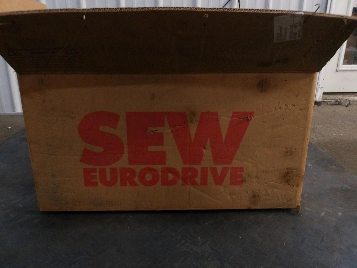 SEW EURODRIVE 1/2 HP GEARMOTOR, #912851G NIB