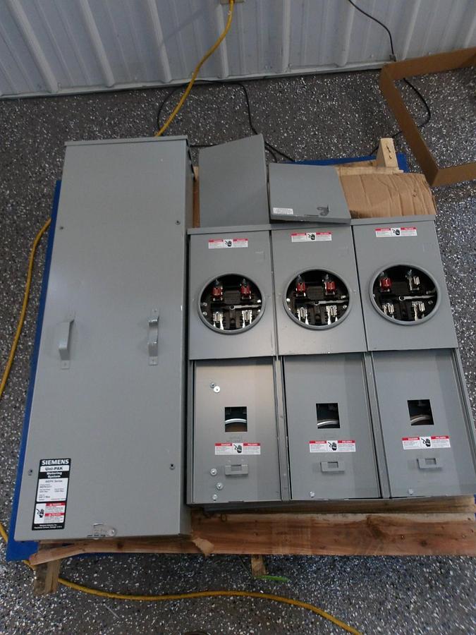 Used SIEMENS UNI-PAK WEPK3311 METERING SYSTEM, 300 A, 240 V, #123310G NEW