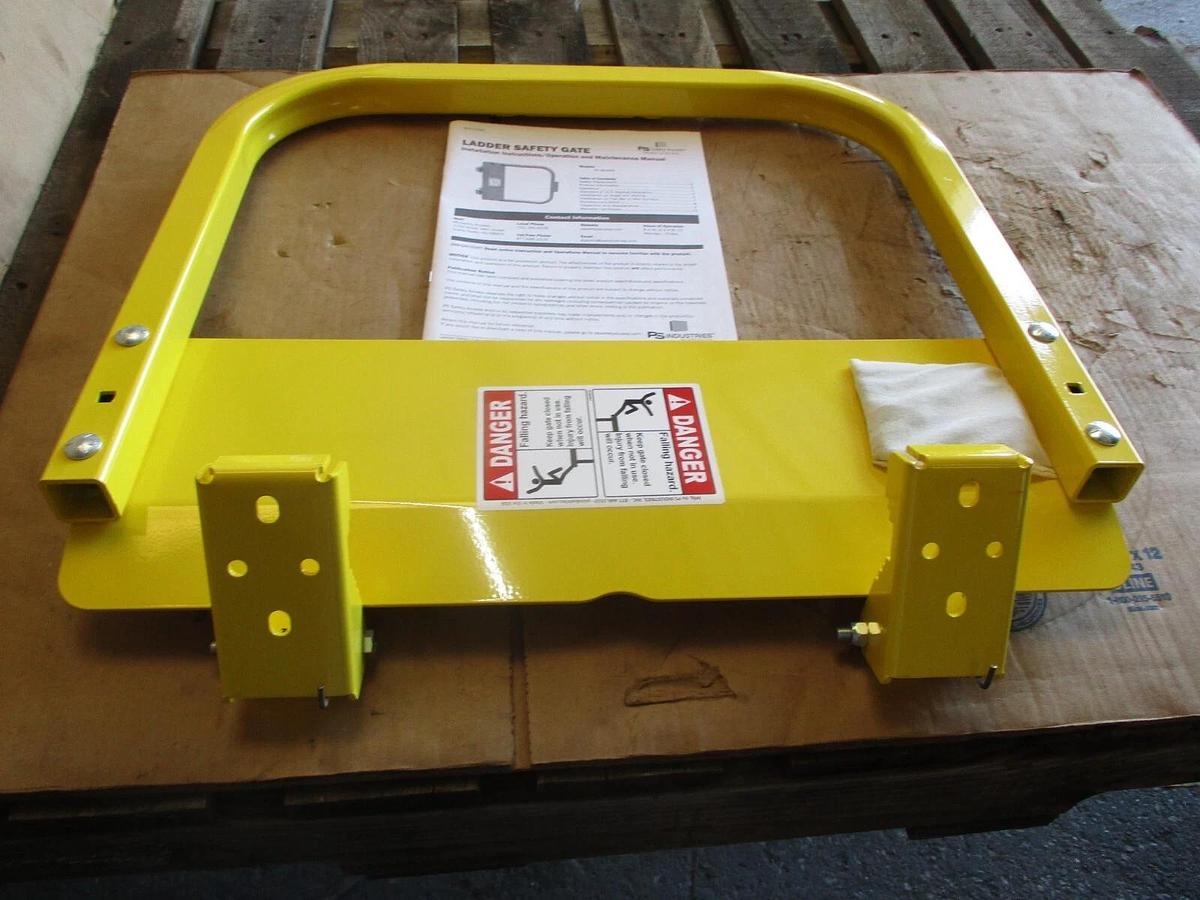 PS INDUSTRIES LSG-21 LADDER SAFETY GATE, #9181151J NIB