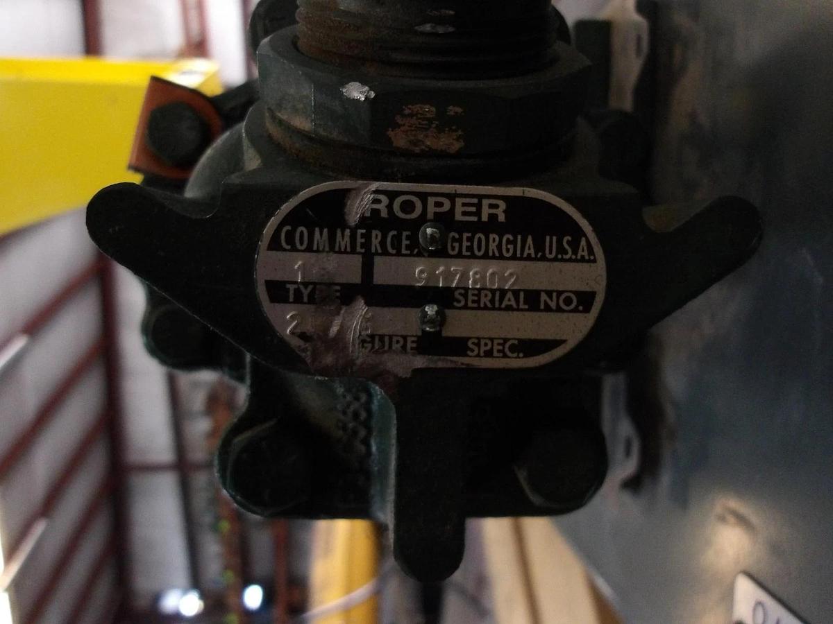 Used ROPER 1-1/2" PUMP W/ 5 HP MOTOR, #1111918G NEW