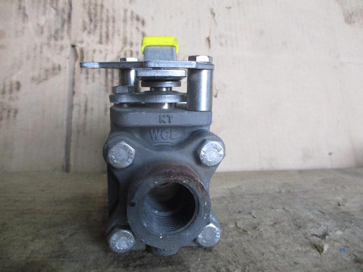 Used APOLLO 3/4" STEEL BALL VALVE (THREADED) #78321J NEW