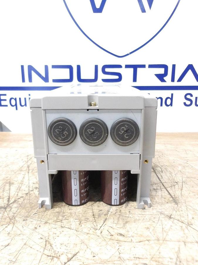 Used HITACHI SJH300-8LF DRIVE 5.5/7.5 HP, #313947G PARTS ONLY