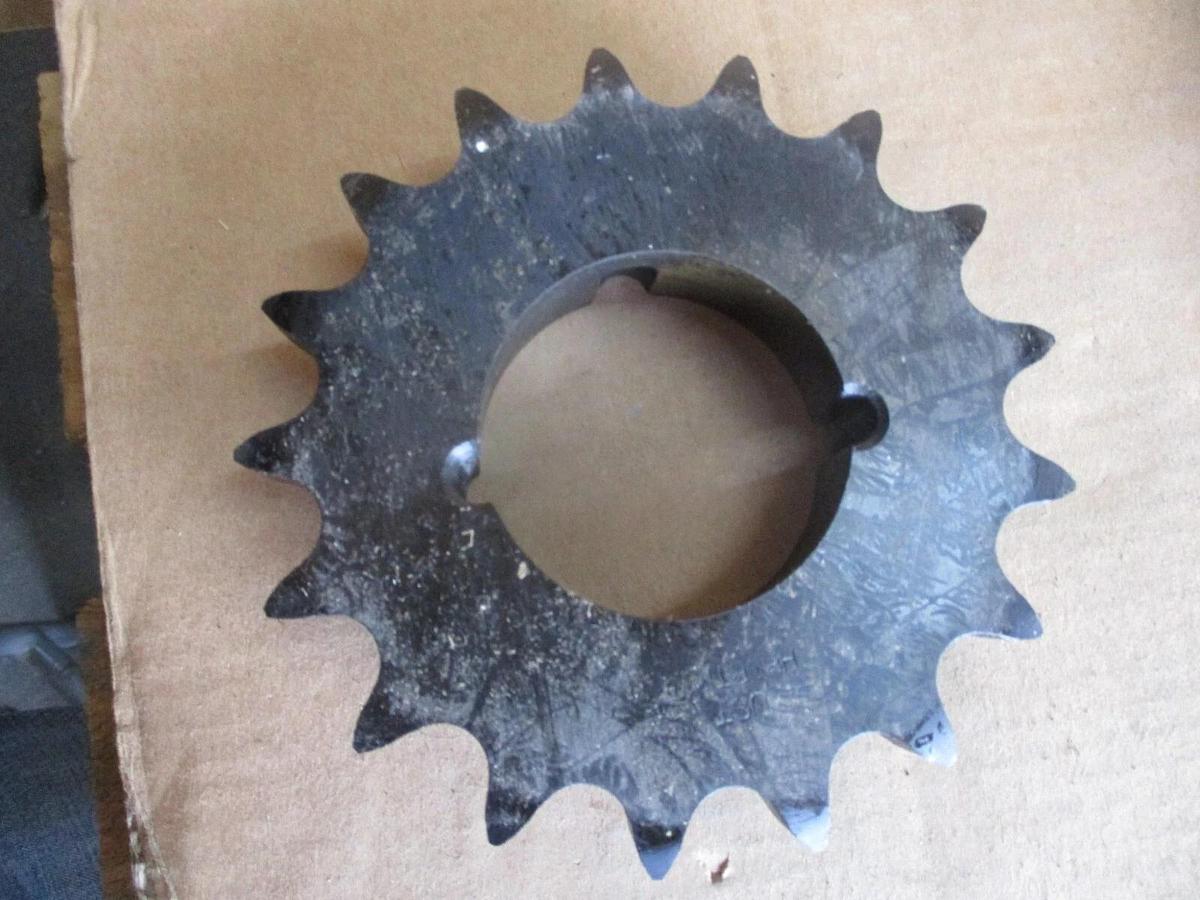TSUBAKI H80BTL17 ROLLER CHAIN SPROCKET, #416625J NIB