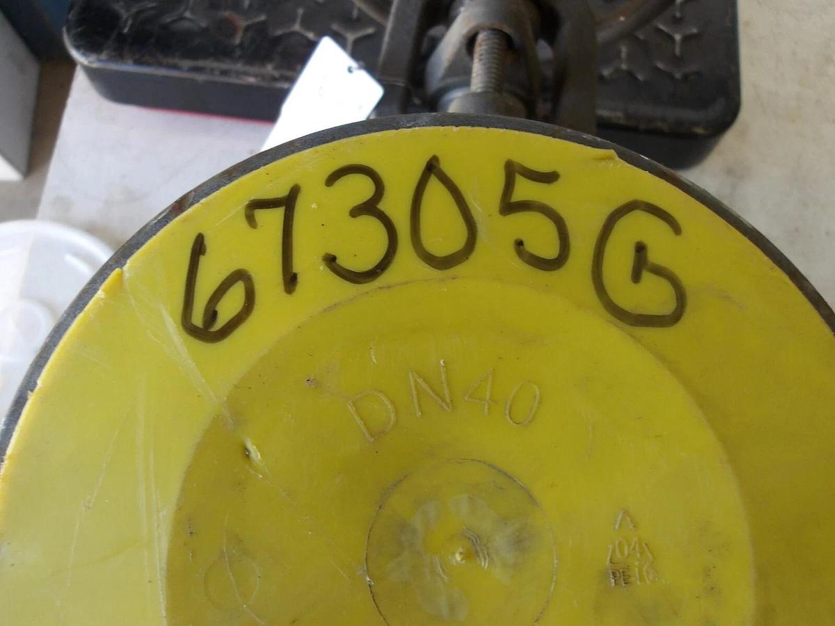 Used VOGT FORGED1-1/2" STEEL GATE VALVE, #67305G NEW