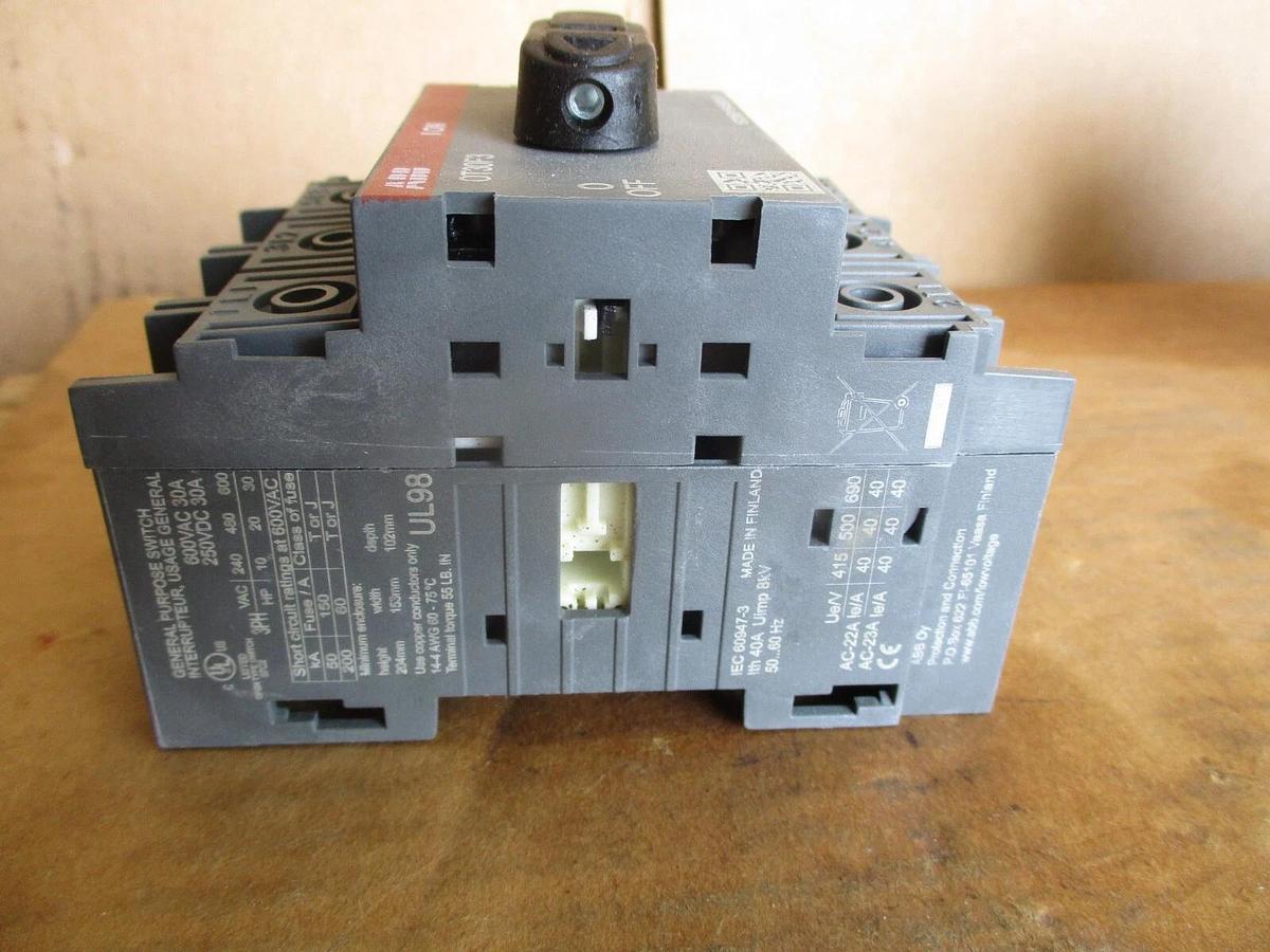 Used ABB OT30F3 GENERAL PURPOSE SWITCH 600 VAC/250 VDC, #4181133J NEW