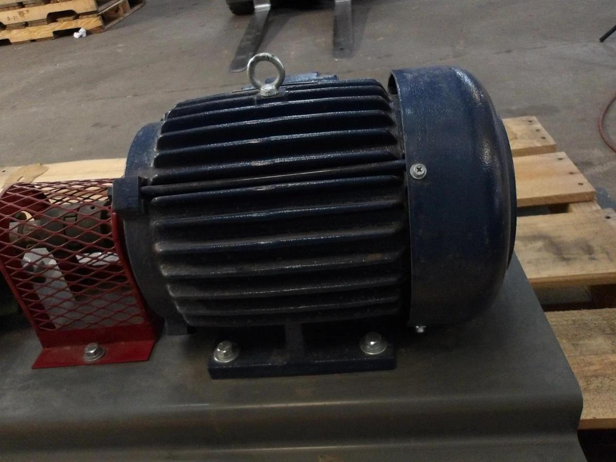 Used ROPER 1-1/2" PUMP W/ 5 HP MOTOR, #11111108GJW NEW