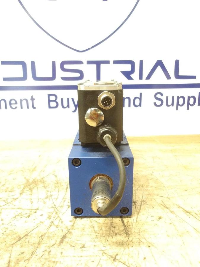 Used REXROTH R901098537 PROPORTIONAL DIRECTIONAL VALVE, #428312G NEW
