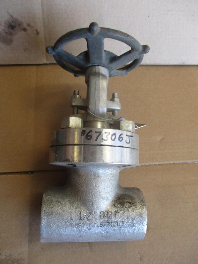 Used VOGT 1-1/2" STAINLESS GATE VALVE, #67306J NEW