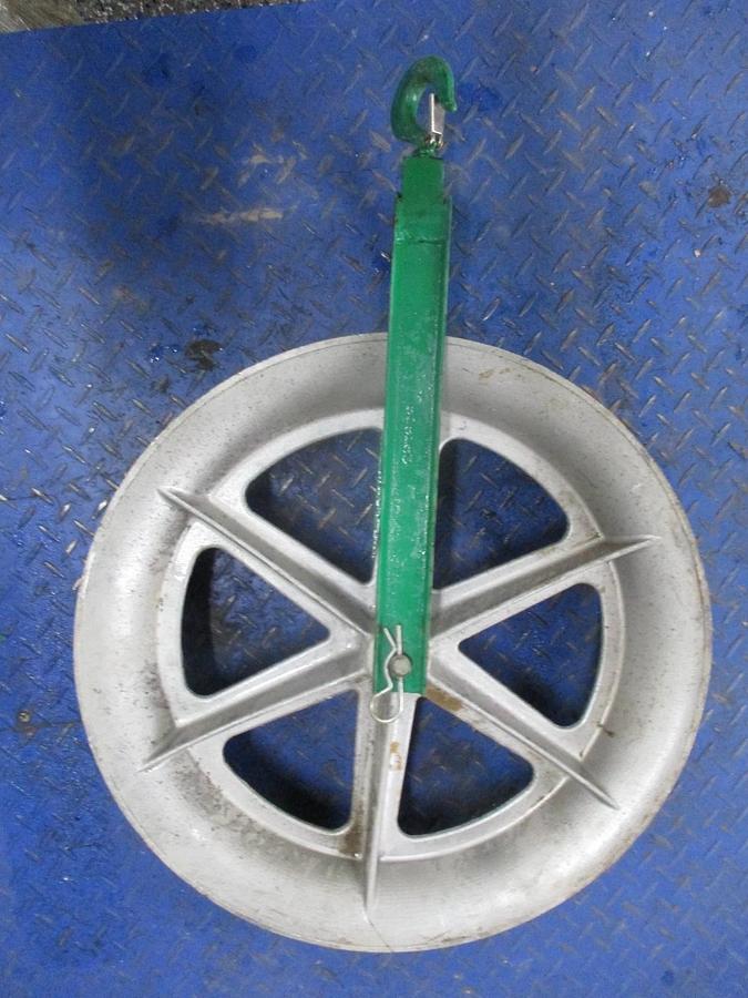 Used GREENLEE 653 (24") HOOK-TYPE CABLE SHEAVE, #311844J USED