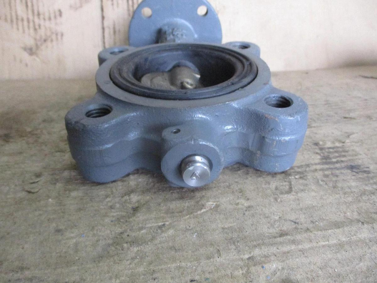 Used MILWAUKEE 2-1/2" BUTTERFLY VALVE (NO HANDLE), #79926J NEW