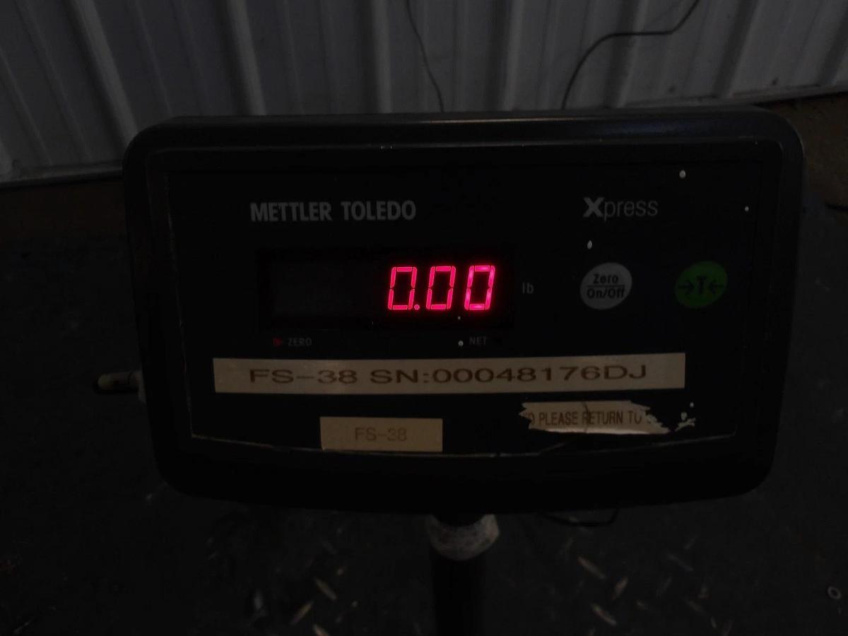 Used METTLER TOLEDO XPRESS DIGITAL SCALE XBL60R-X1D, #812230G USED